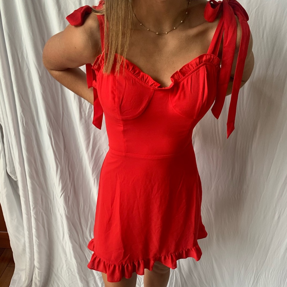 Red forever21 dress!!